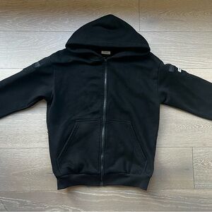 Comfrt Travel Essentials Zip-Up Hoodie and Sweatpants Set